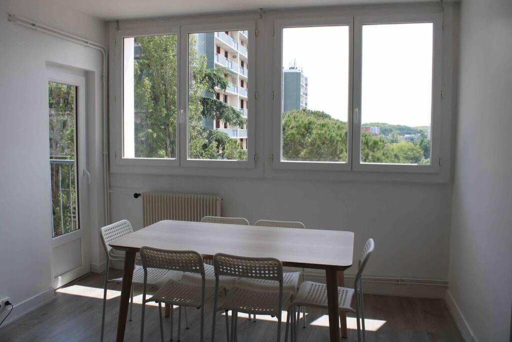 Appartement Au Pied Du Metro. Toulouse Exterior photo